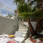 Solaris Villa *