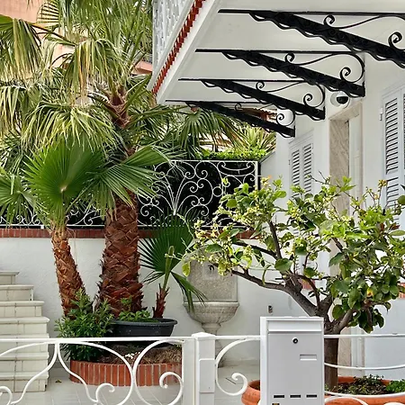 Villa Solaris